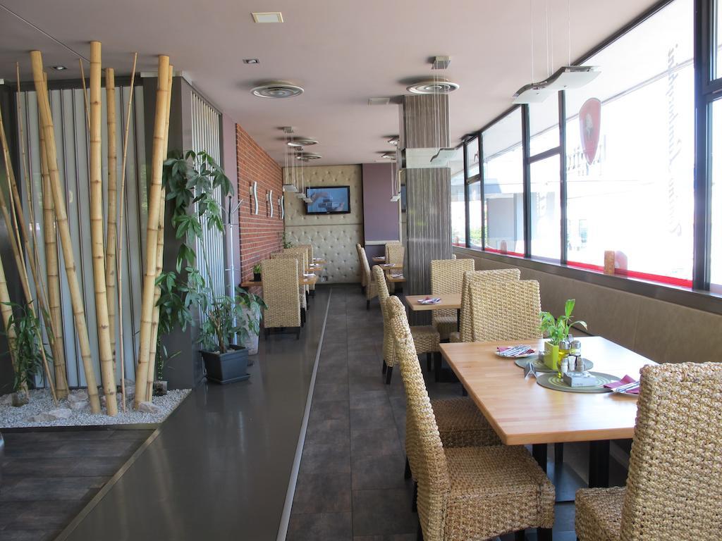 卡皮多酒店 莫斯特 外观 照片
